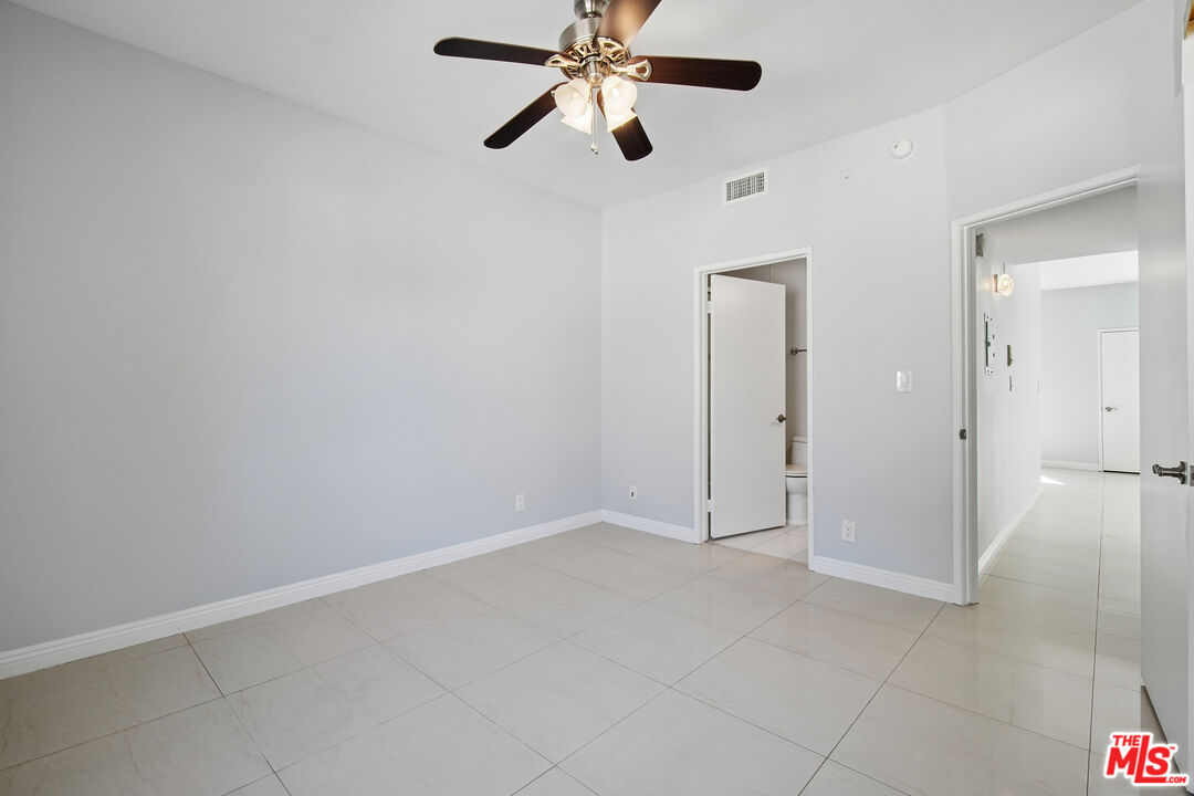 5715 Olympic Blvd Unit: 206