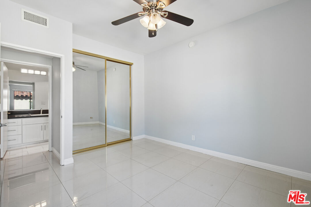 5715 Olympic Blvd Unit: 206