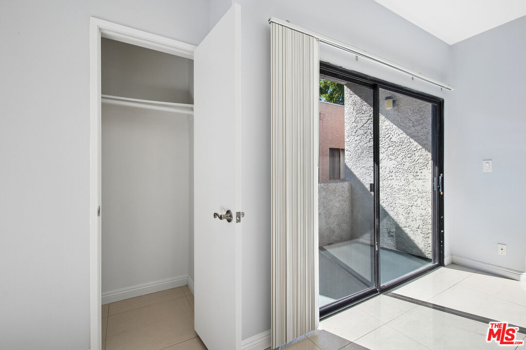 5715 Olympic Blvd Unit: 206
