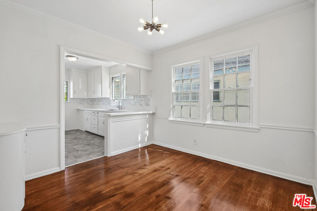 1047 Holt Ave Unit: 1/2