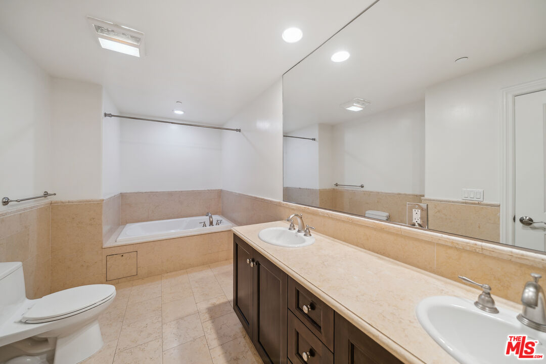 1050 S Holt Ave Unit: 404