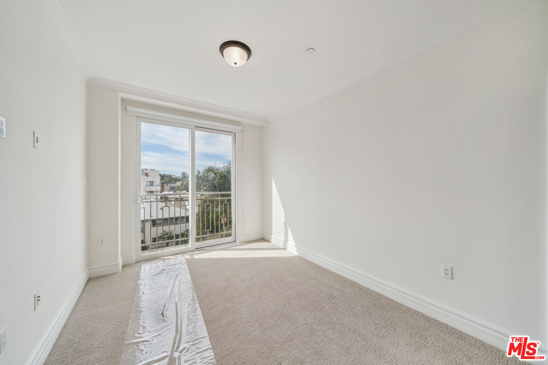 1050 S Holt Ave Unit: 404