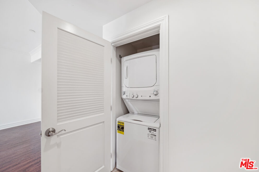 1050 S Holt Ave Unit: 404