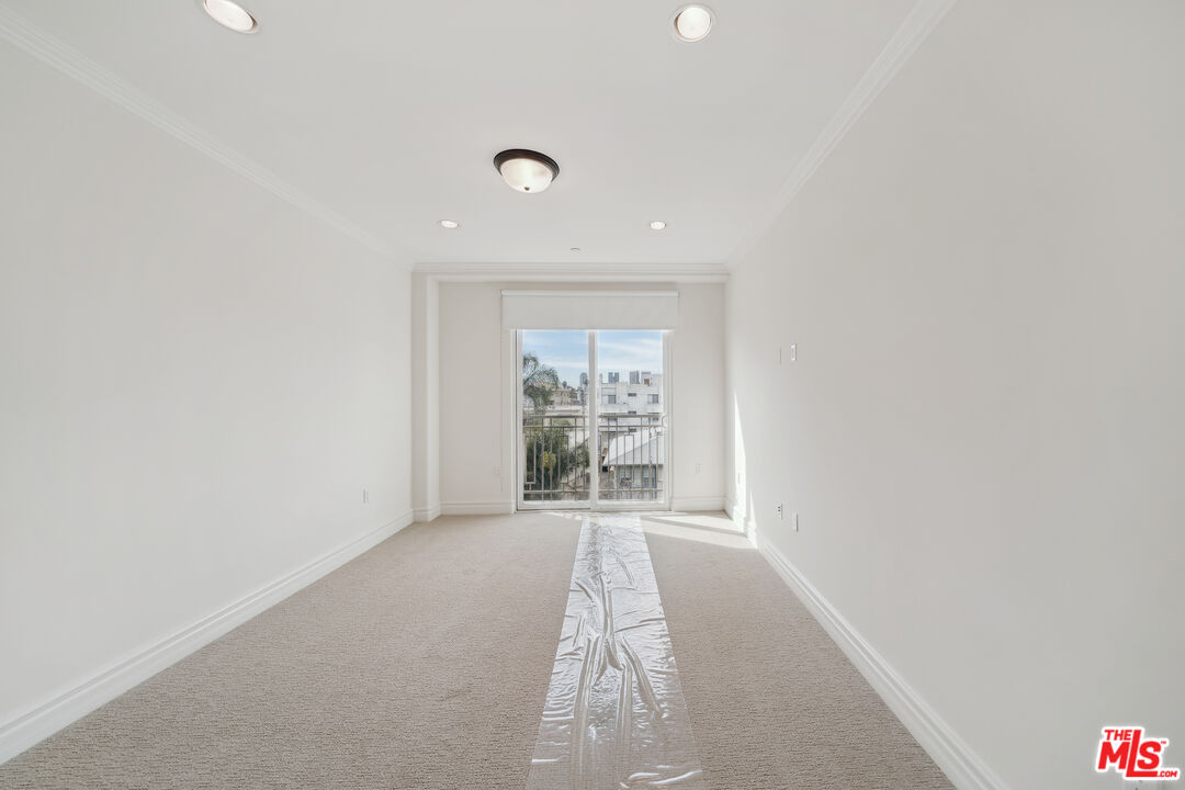 1050 S Holt Ave Unit: 404