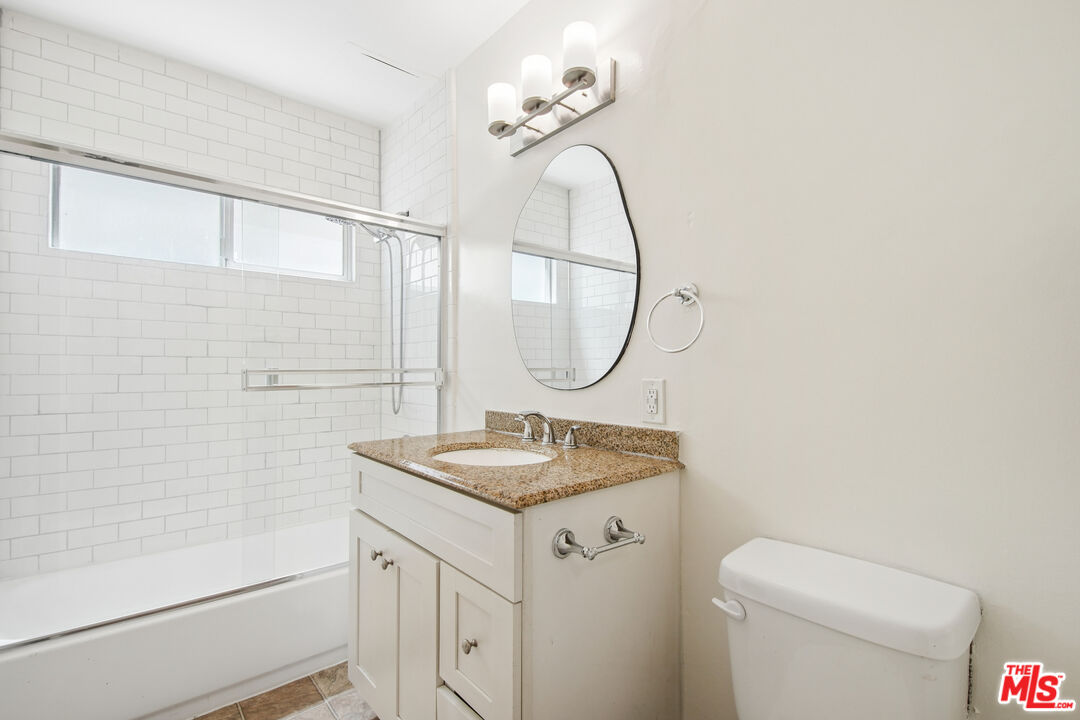 5307 Vantage Ave Unit: 1