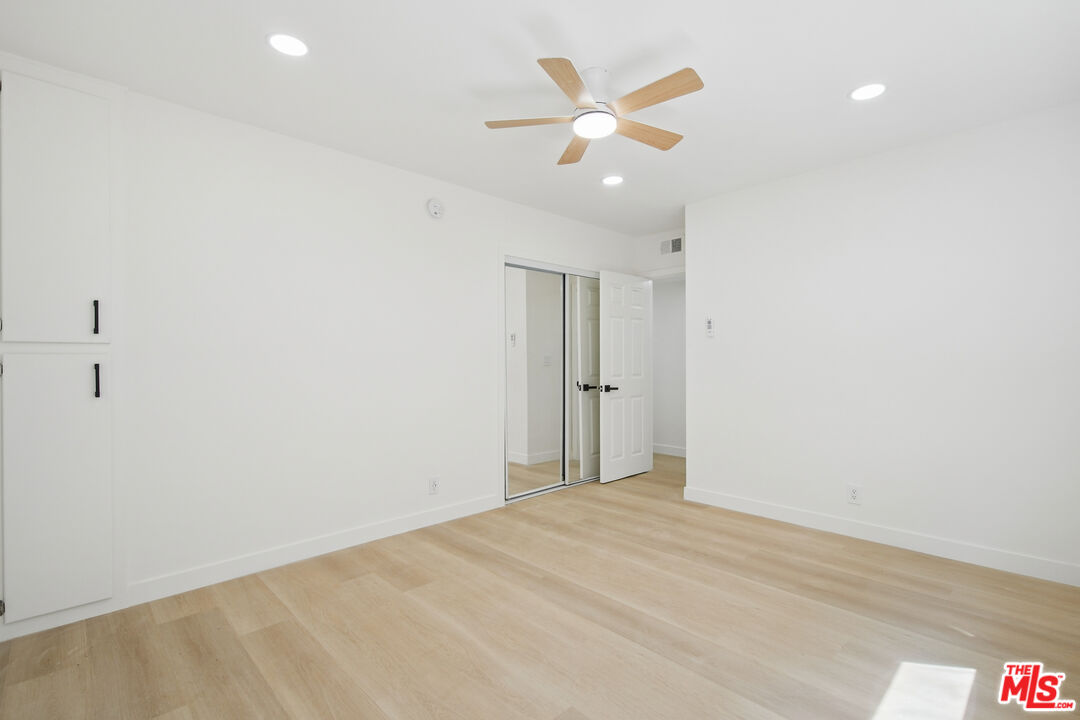 919 S Sherbourne Dr Unit: 1