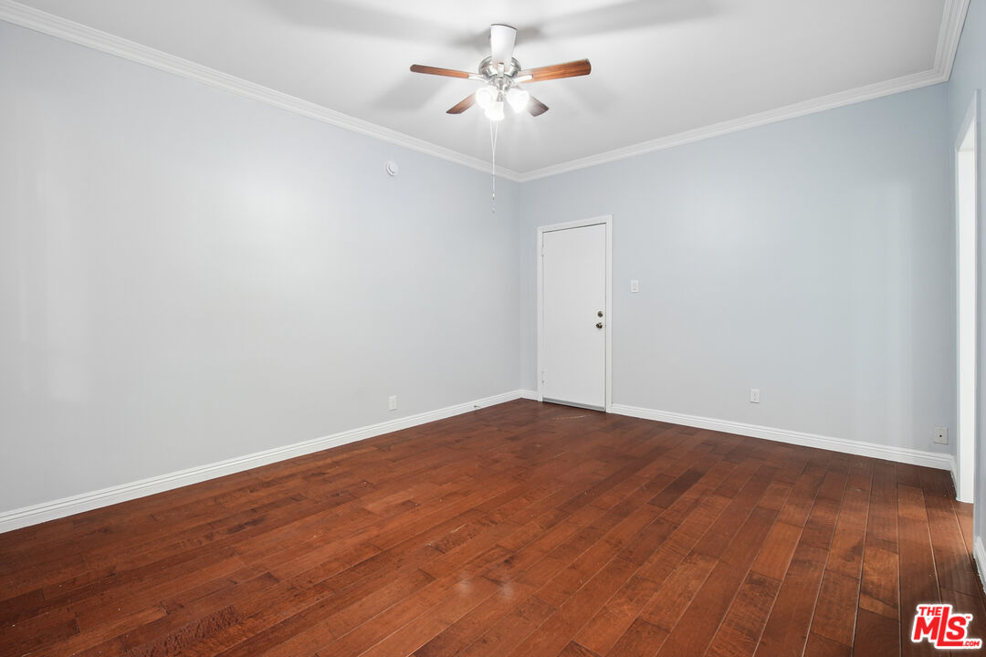 1267 Vin Scully Ave Unit: 9
