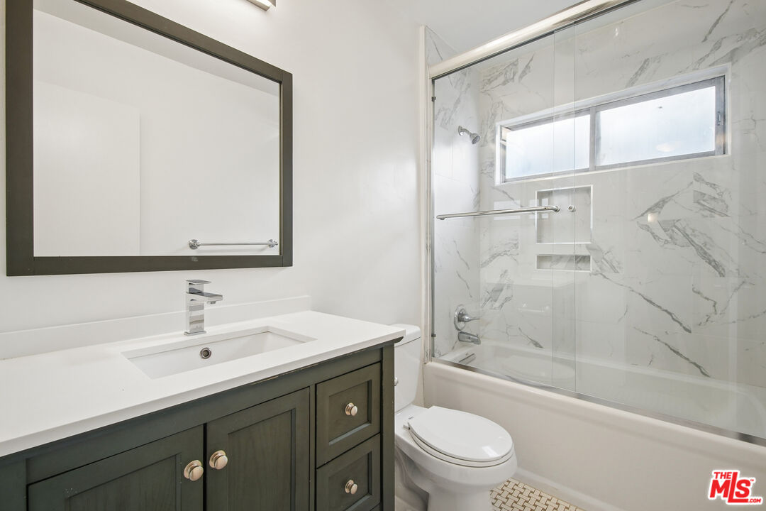 7540 Hampton Unit: 202