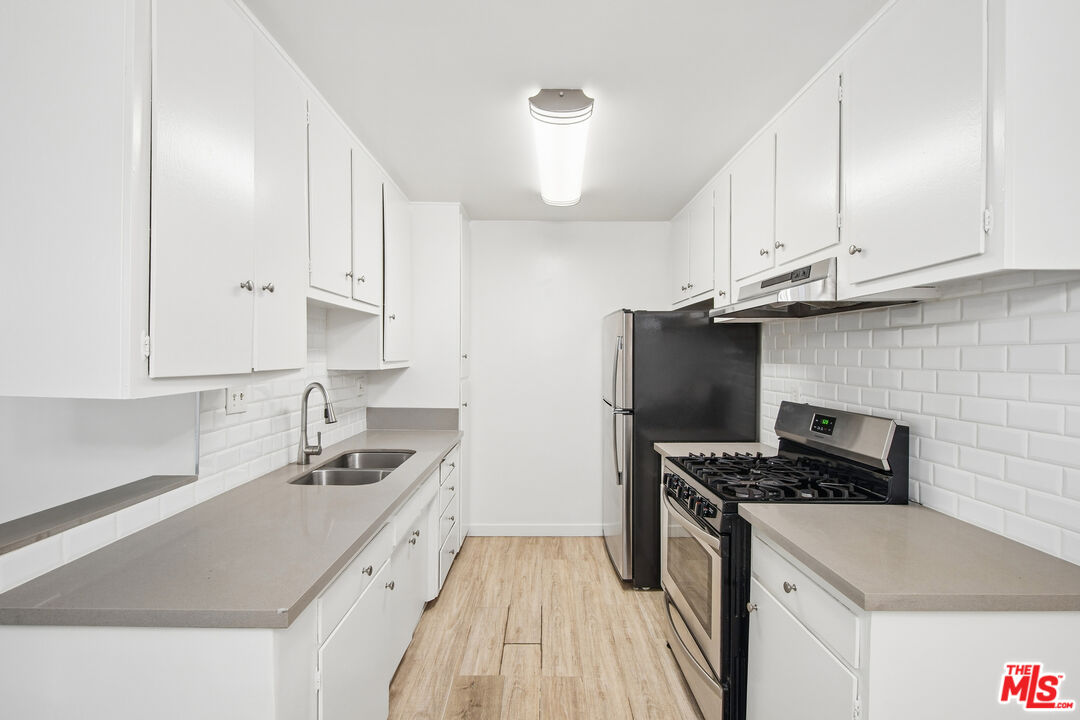7540 Hampton Unit: 202
