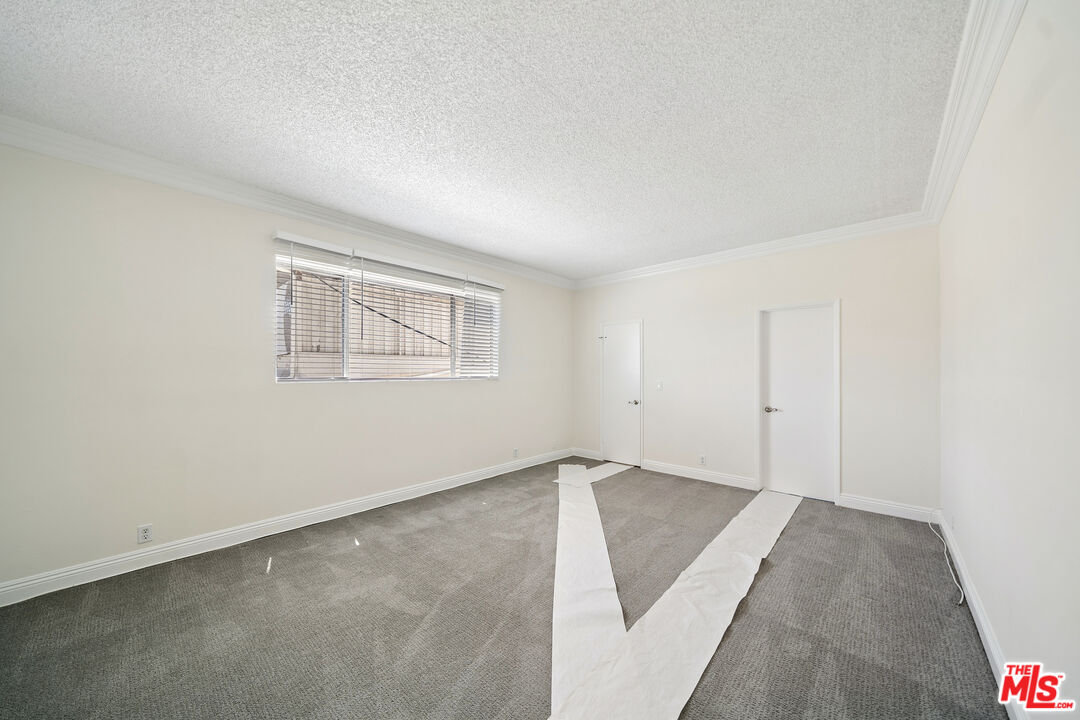 333 S Elm Dr Unit: 202