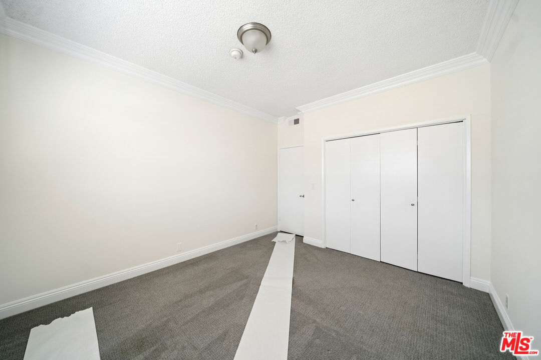 333 S Elm Dr Unit: 202