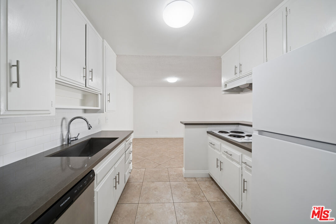 105 S Orlando Ave Unit: 207