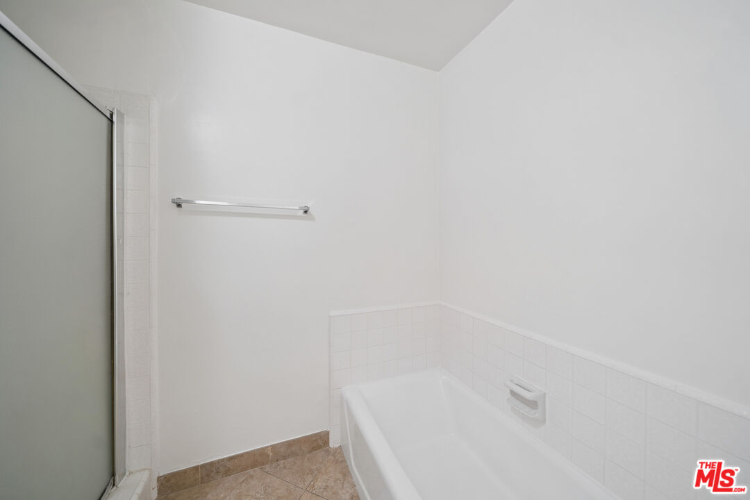 105 S Orlando Ave Unit: 207