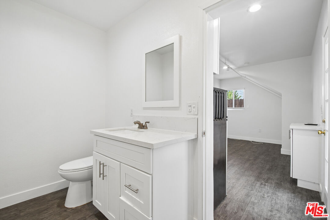 9221 Alcott St Unit: 4