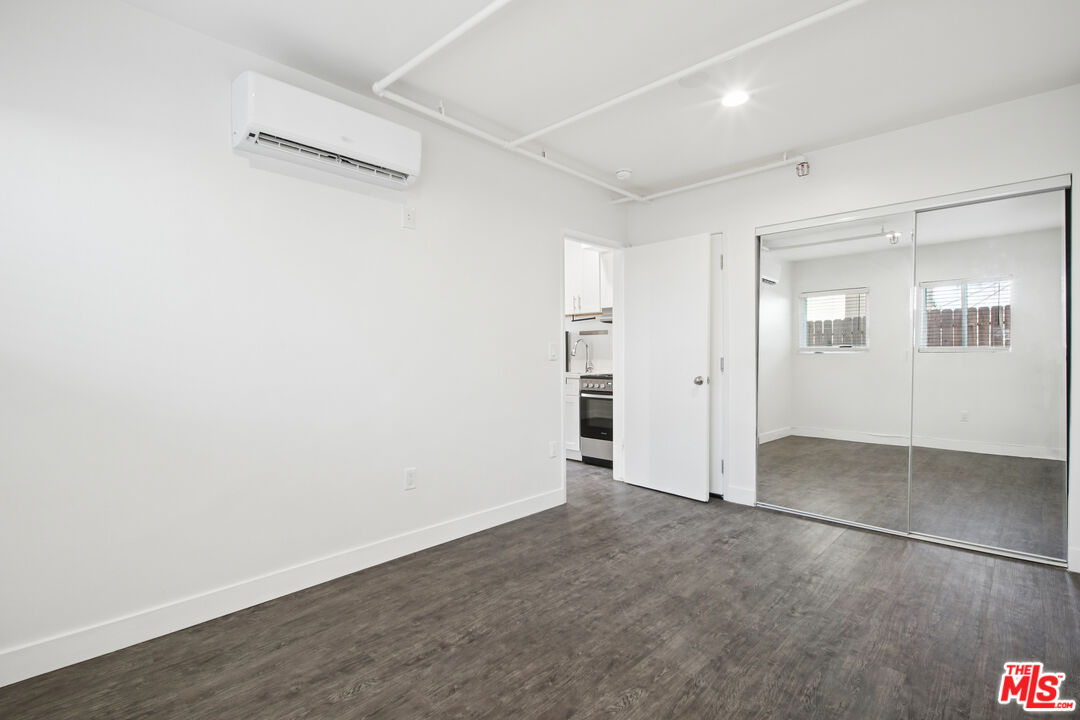 9221 Alcott St Unit: 4