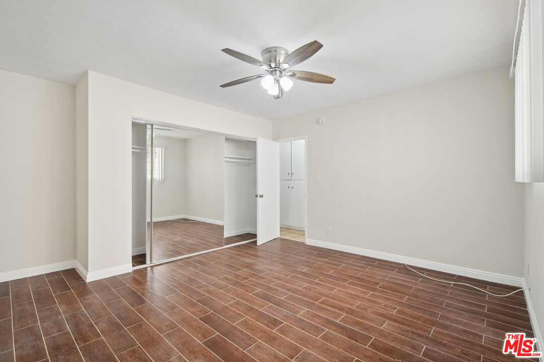 6153 Lexington Ave Unit: 29