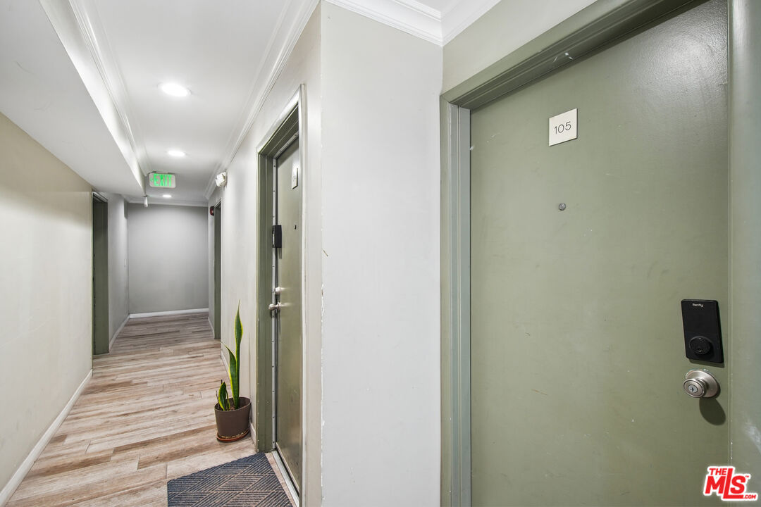 852 N Bunker Hill Ave Unit: 105