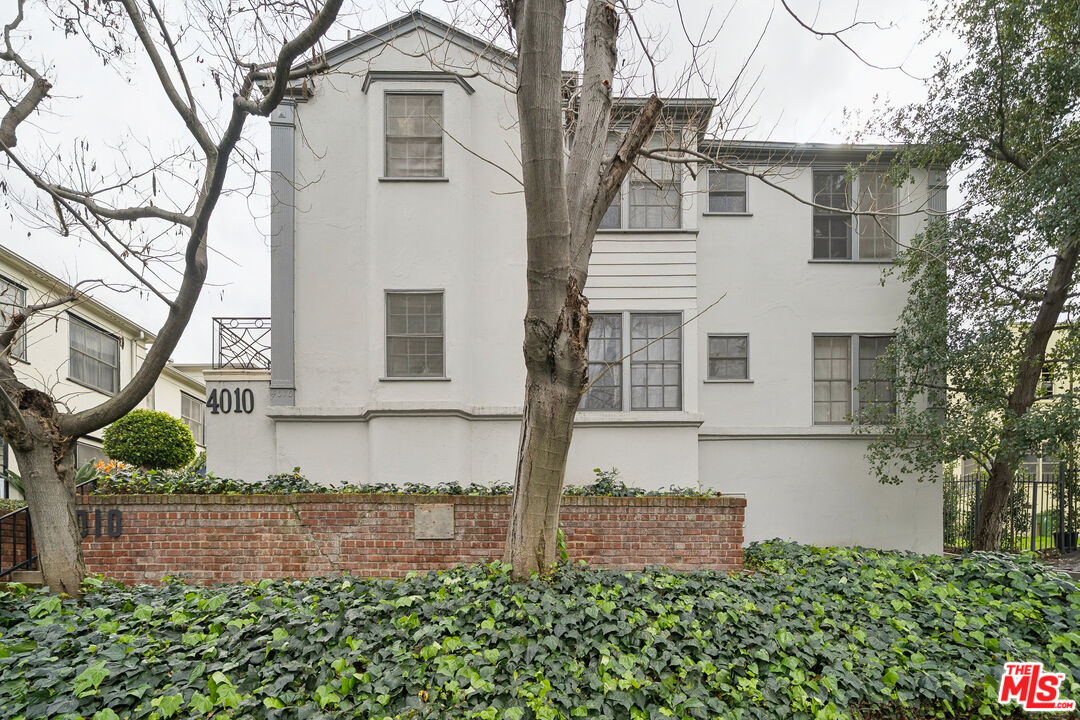 4010 Los Feliz Blvd Blvd Unit: 7