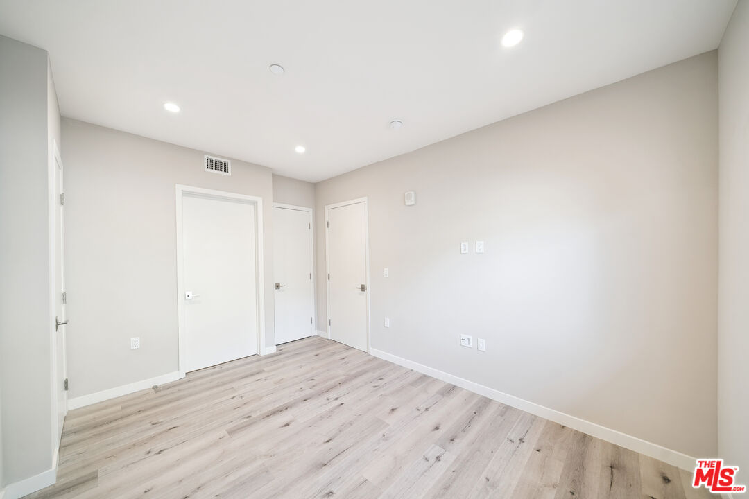 1226 S Bedford St Unit: 103