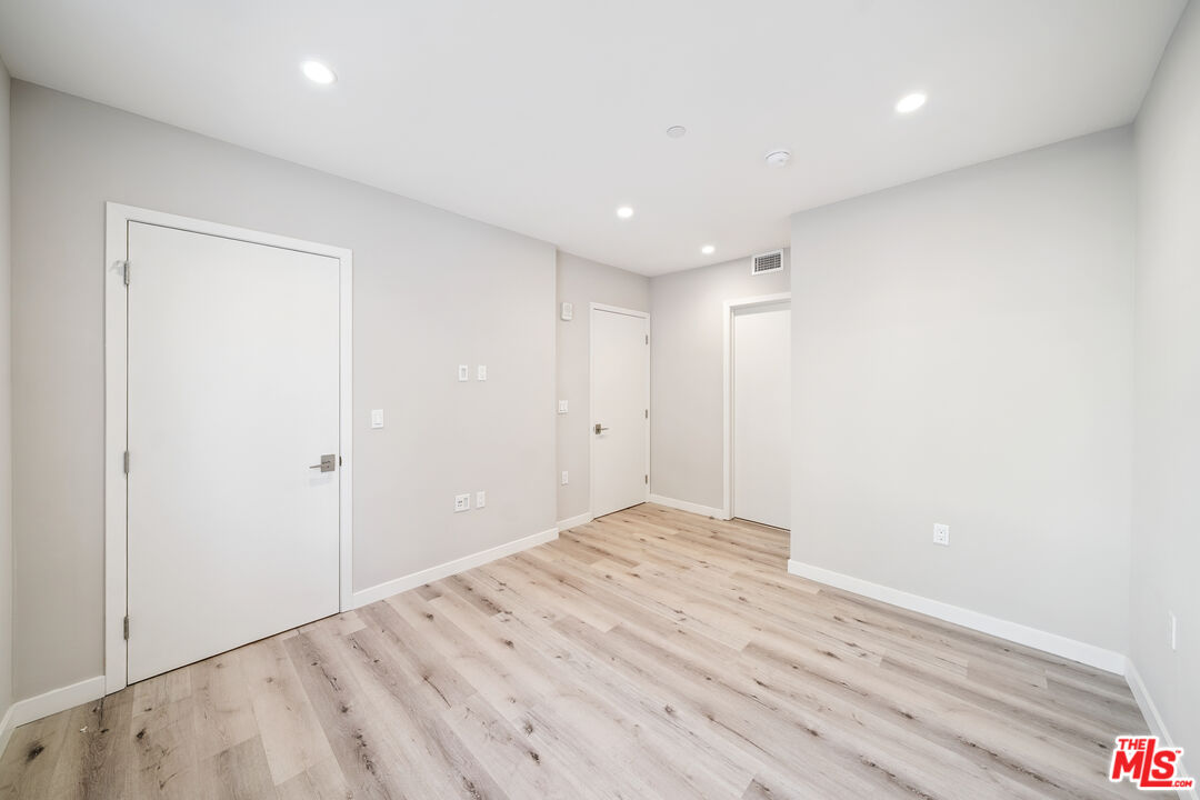 1226 S Bedford St Unit: 103