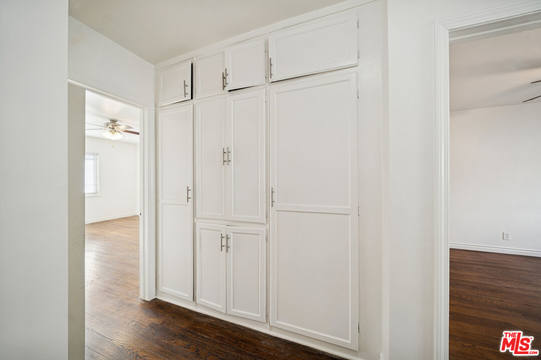 3652 Carmona Ave Unit: 6