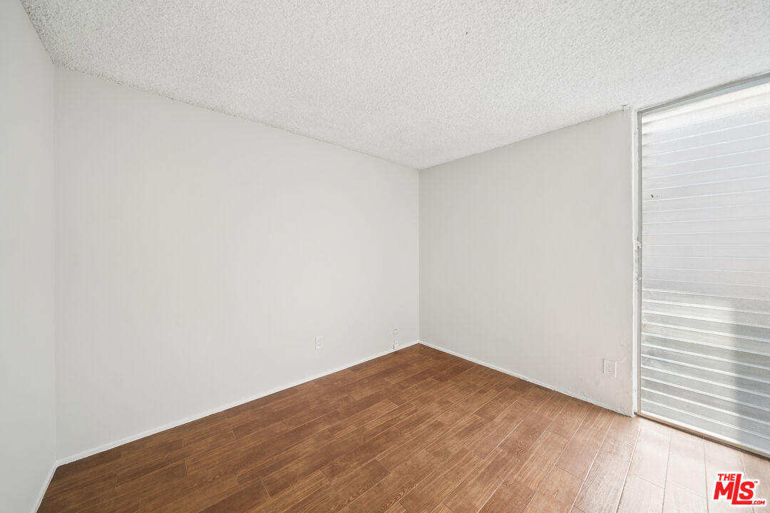 7545 W Hampton Ave Unit: 108
