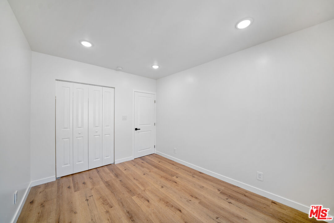 1029 N Gardener