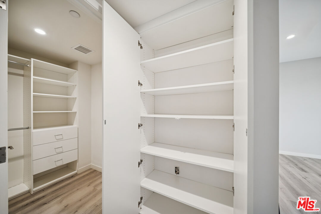 1051 S Corning St Unit: 501