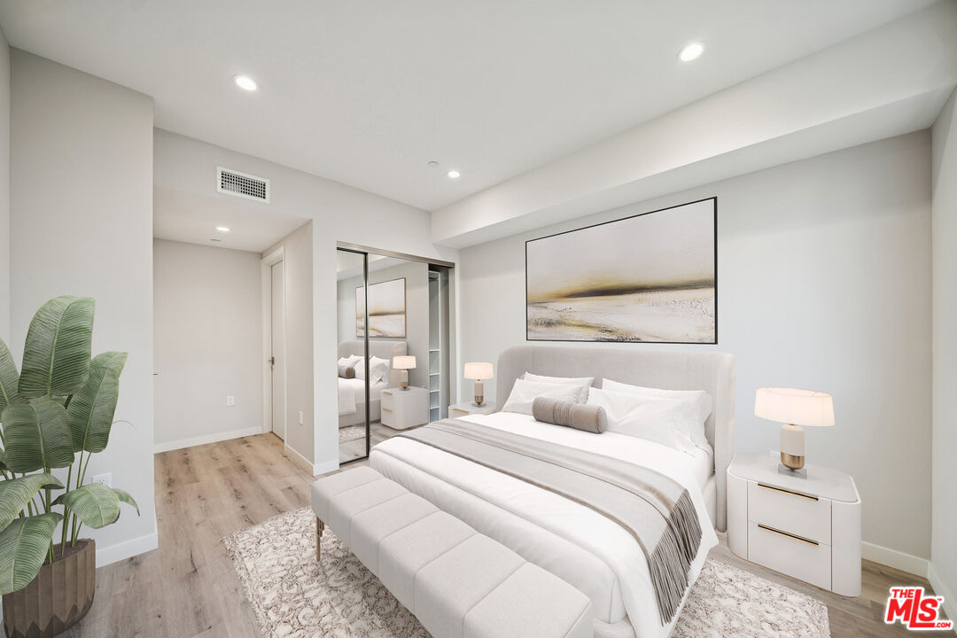 1051 S Corning St Unit: 501