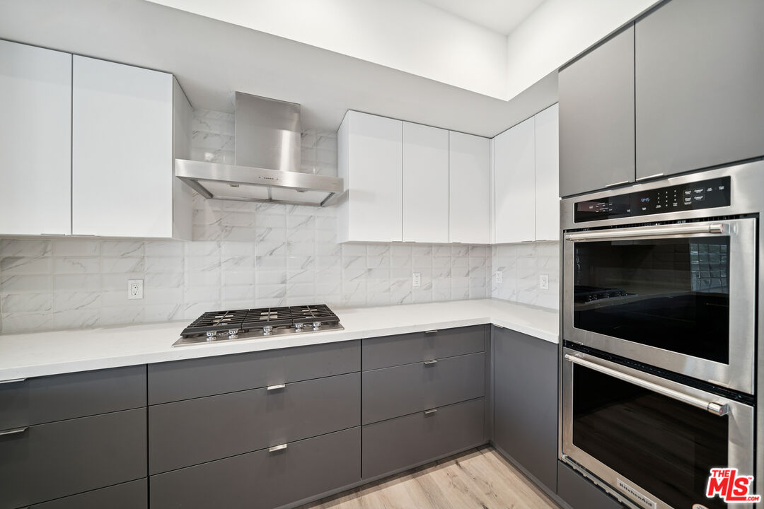 1051 S Corning St Unit: 501
