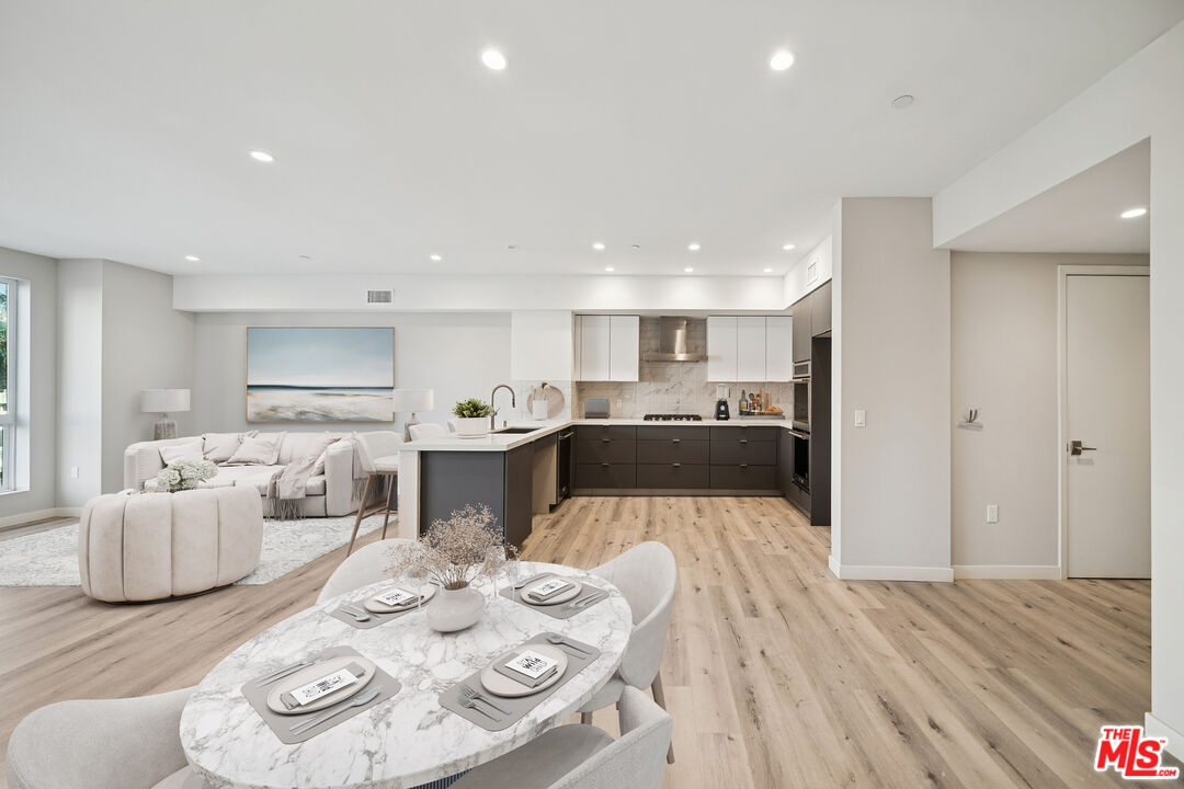 1051 S Corning St Unit: 501
