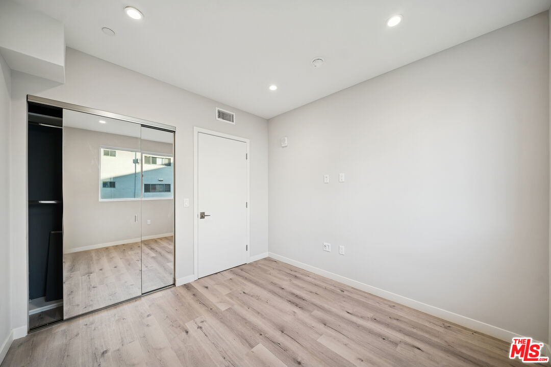 1051 S Corning St Unit: 501