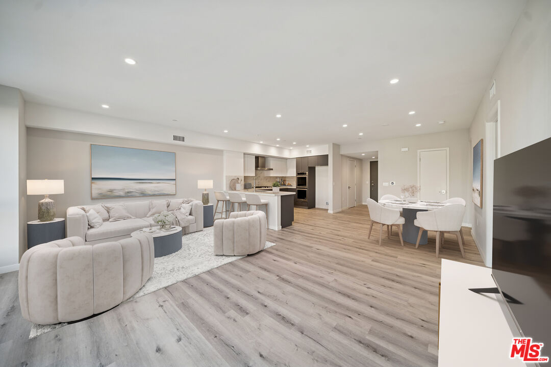1051 S Corning St Unit: 501