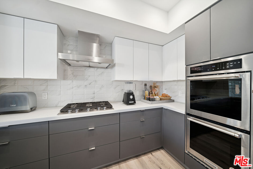 1051 S Corning St Unit: 501