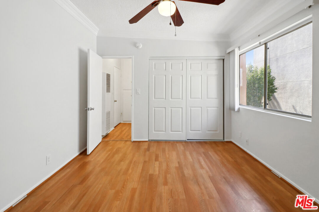 1216 N Detroit St Unit: 5