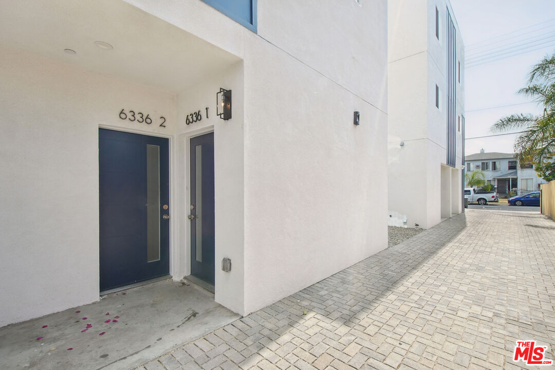 6336 Beck Ave Unit: 2
