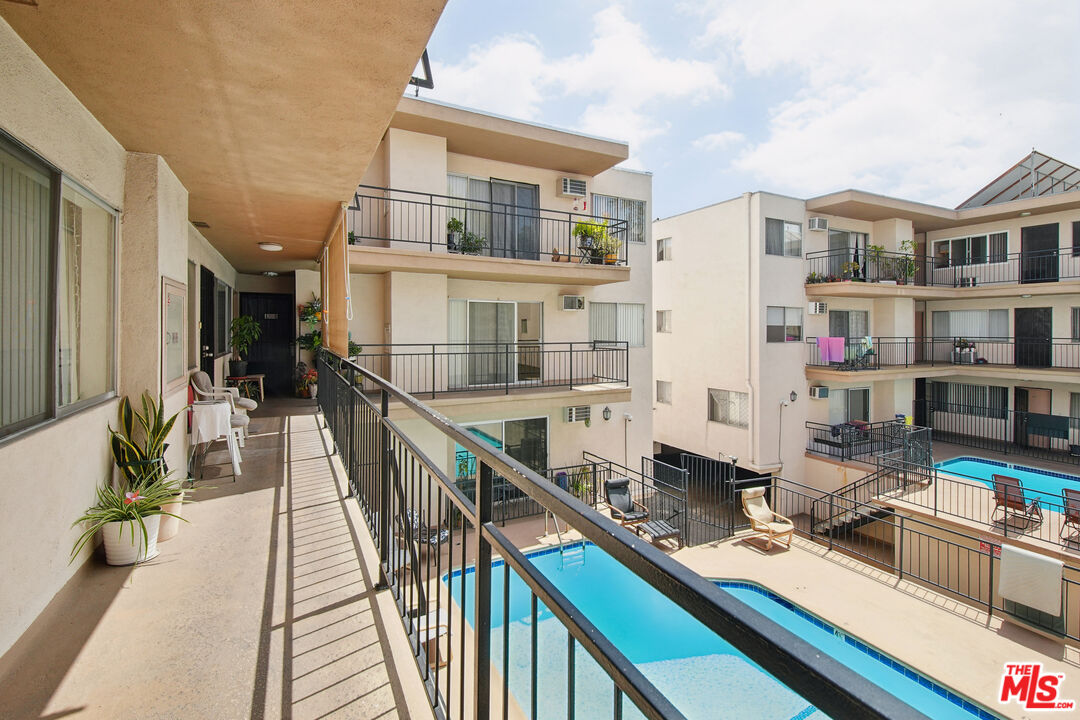 7540 Hampton Unit: 206