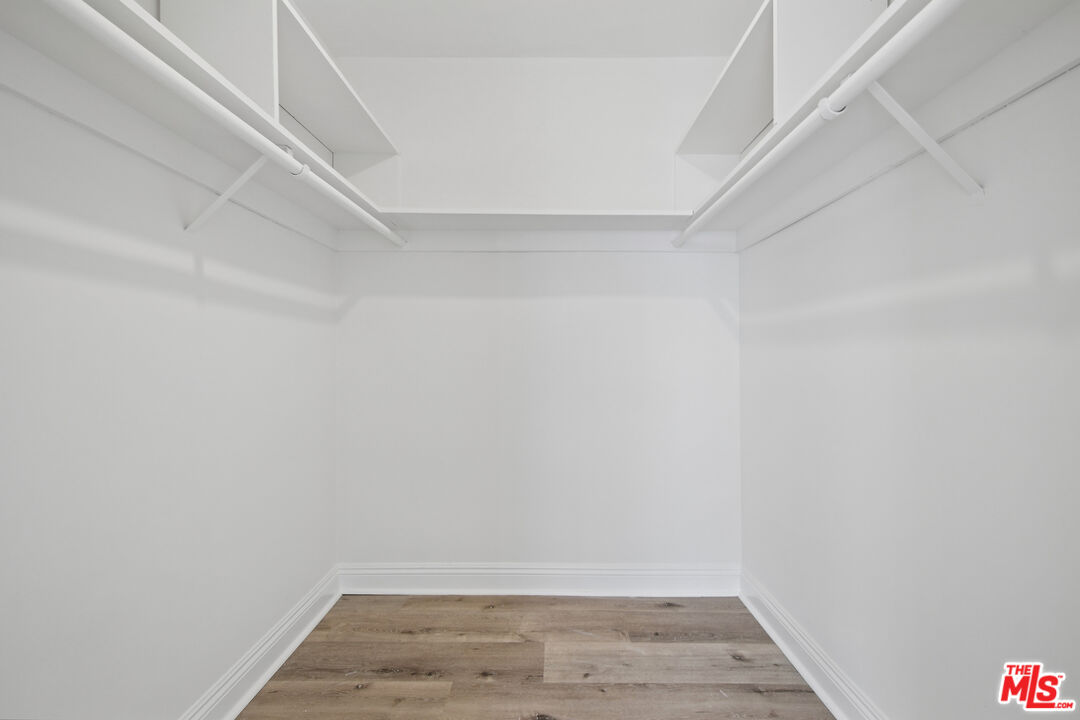 7540 Hampton Unit: 206