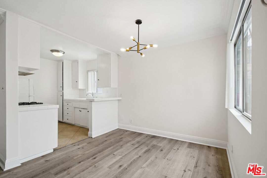 7540 Hampton Unit: 206