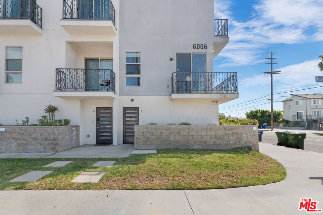 6002 Klump Ave Unit: 6