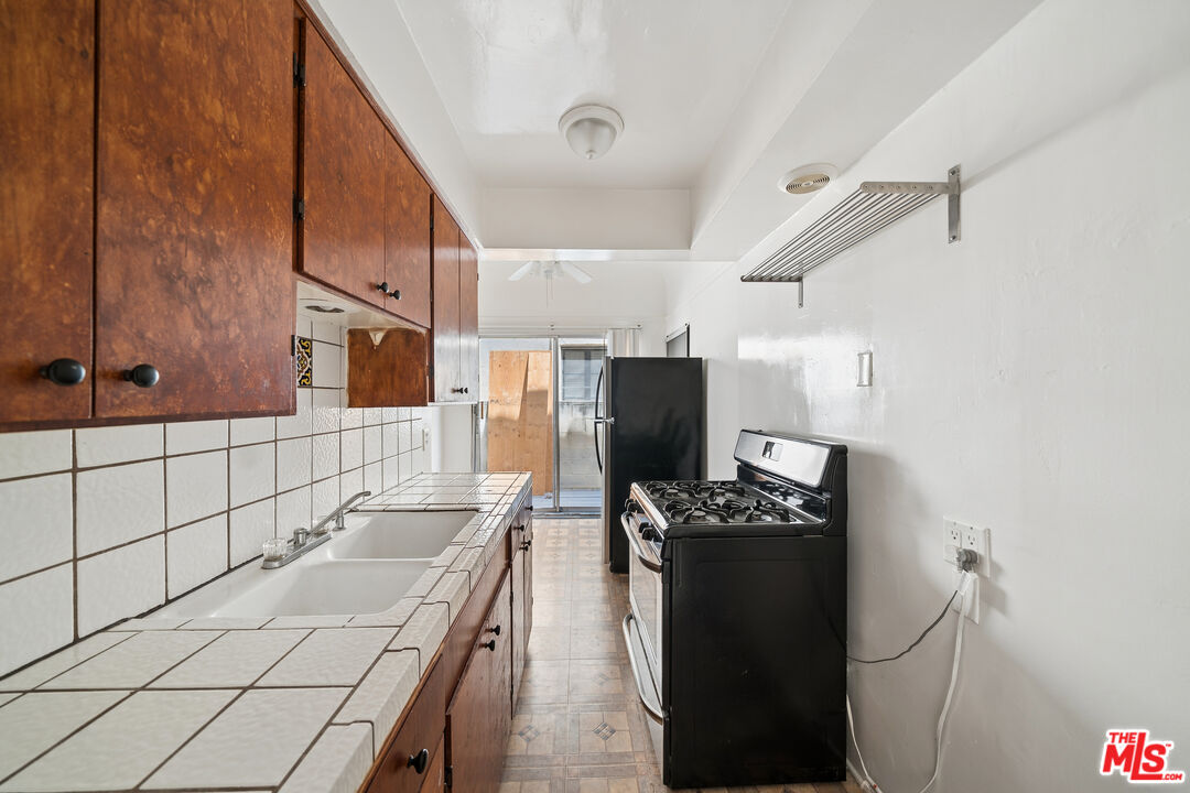 153 S Crescent Dr Unit: 3