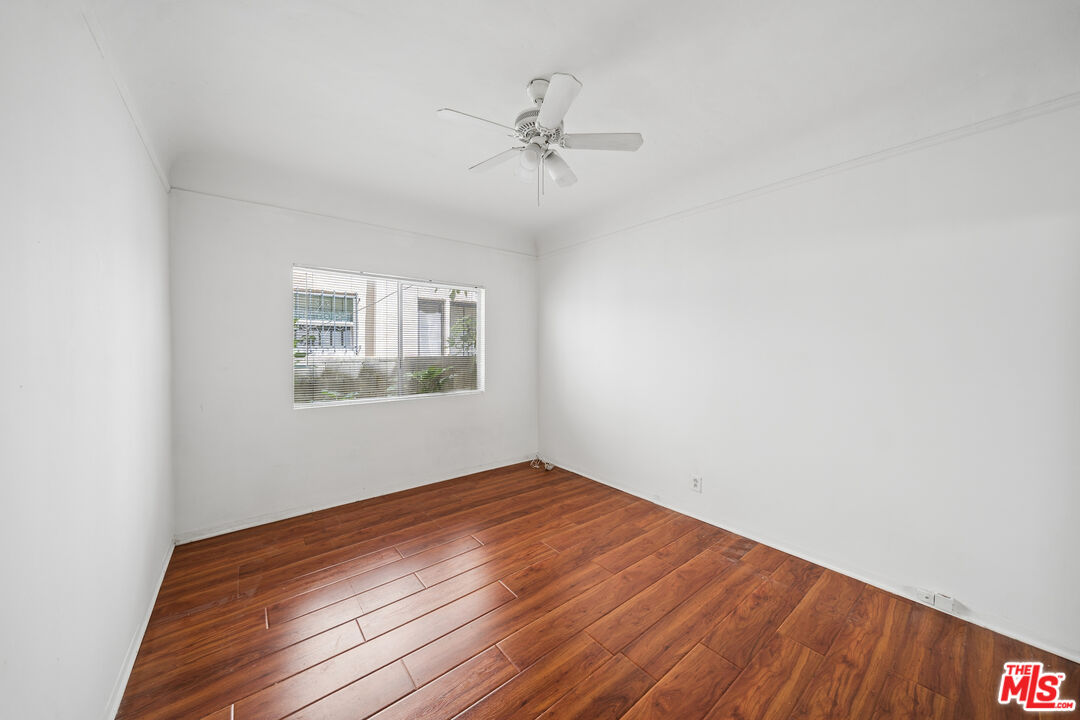 153 S Crescent Dr Unit: 3
