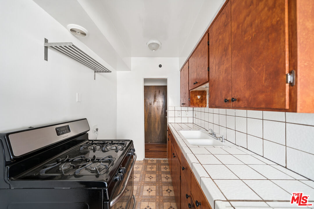 153 S Crescent Dr Unit: 3