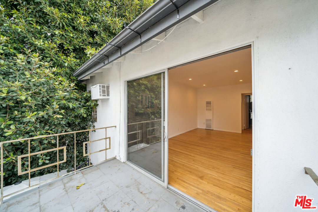 710 Westmount Dr Unit: D
