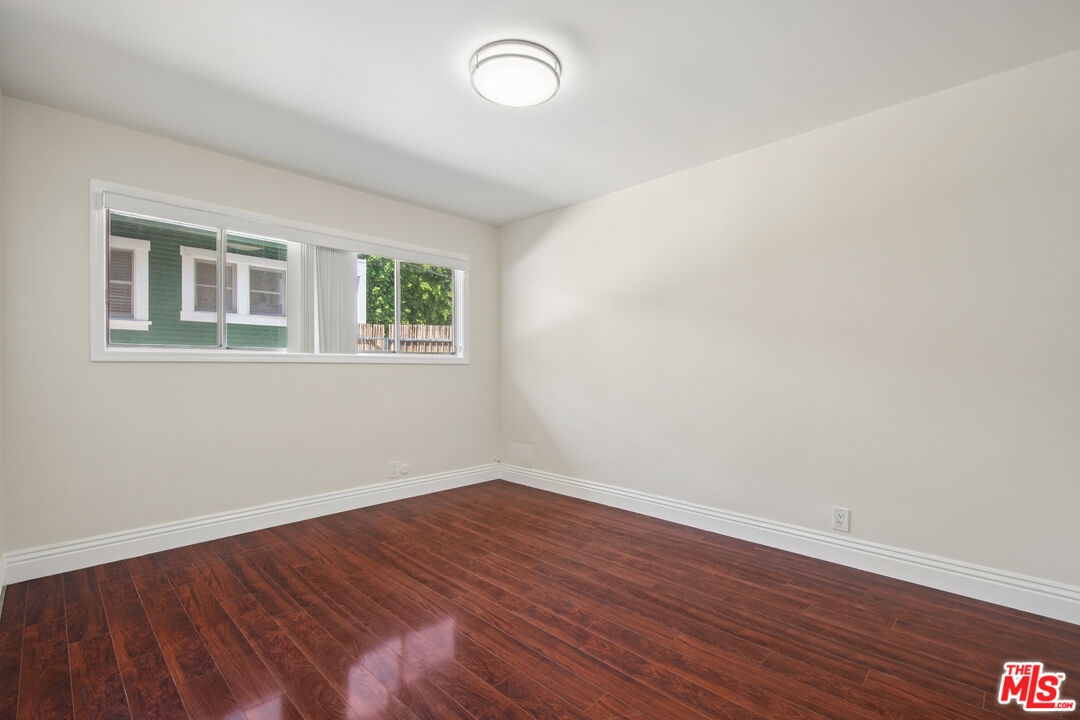 1220 N Ogden Dr Unit: 8