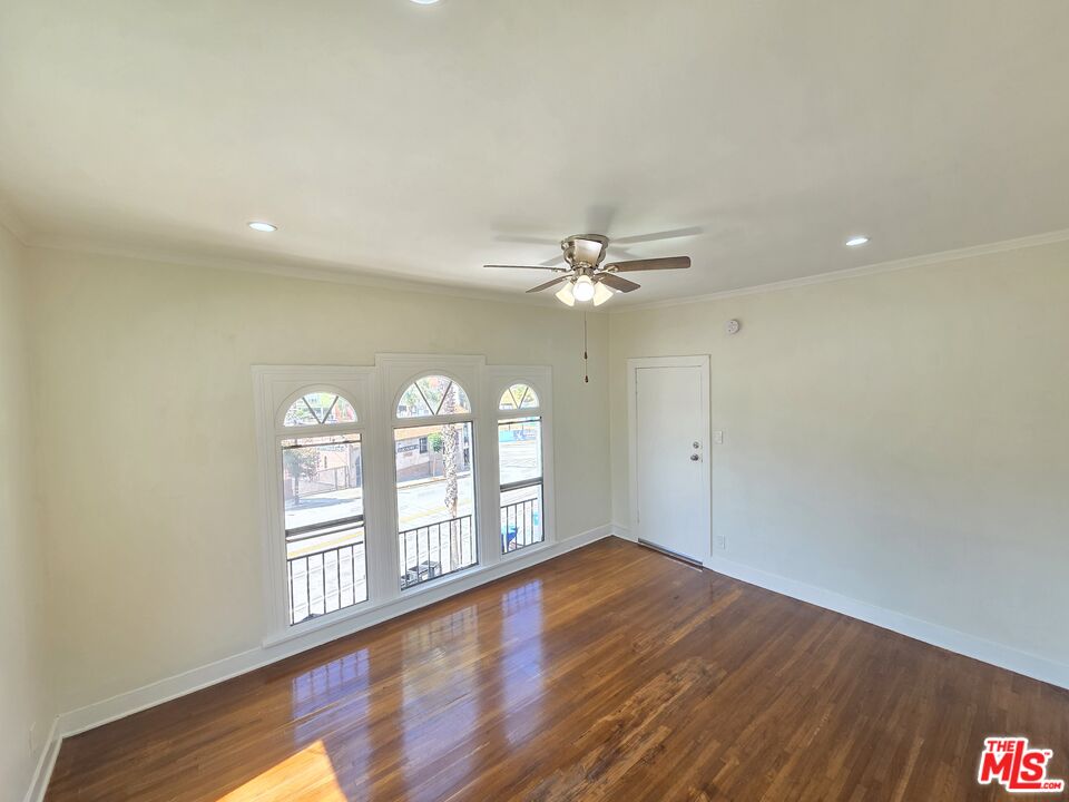 1267 Vin Scully Ave Unit: 21