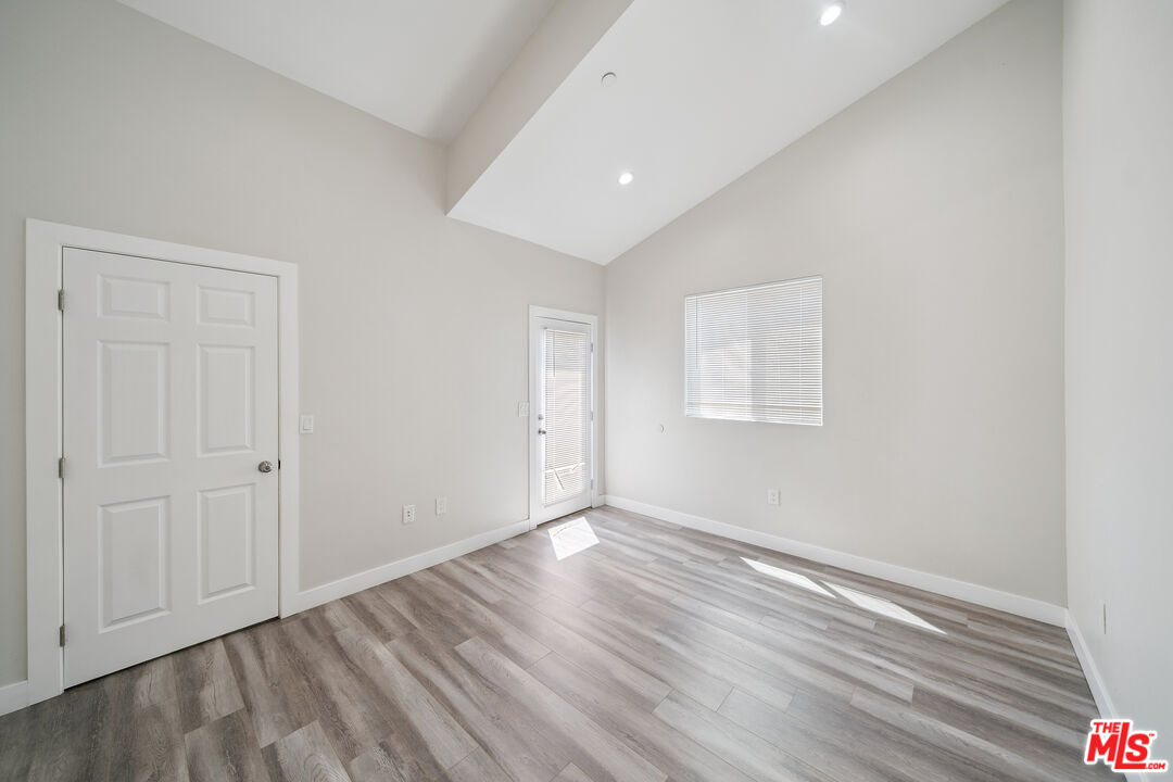 1123 Browning Blvd Unit: 1123