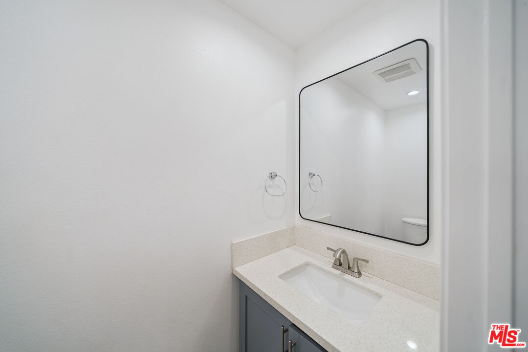 1123 Browning Blvd Unit: 1123