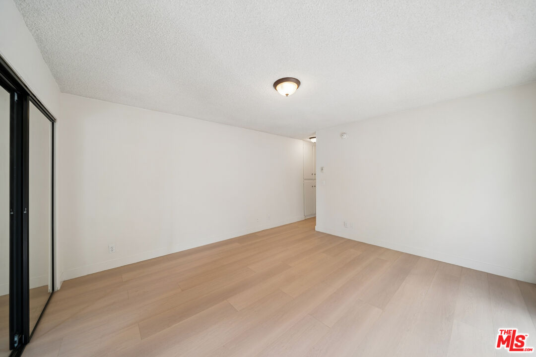 10980 Ohio Ave Unit: 201