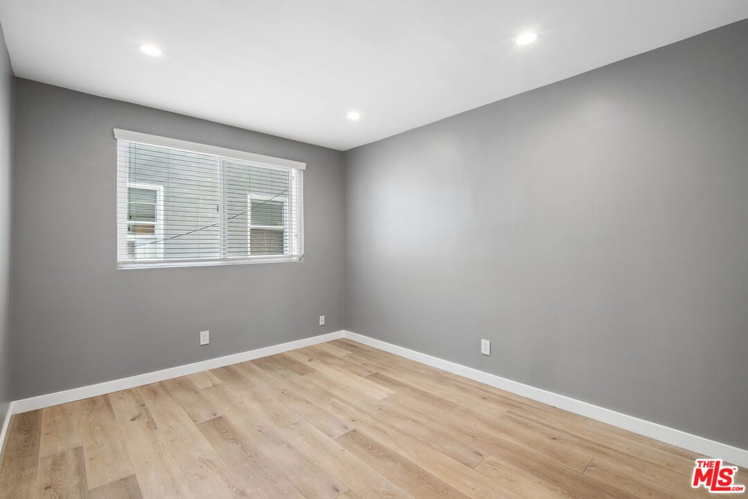 252 S New Hampshire Ave Unit: 15
